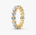 Anillo Dorado Corazones Blancos