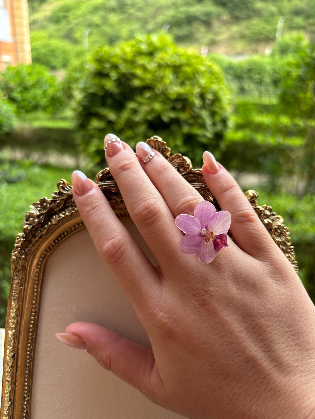 Anillo con Flor Real Orquídea Morada | JOYERÍA BOTÁNICA |