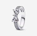 Anillo Plateado Lazo Blanco