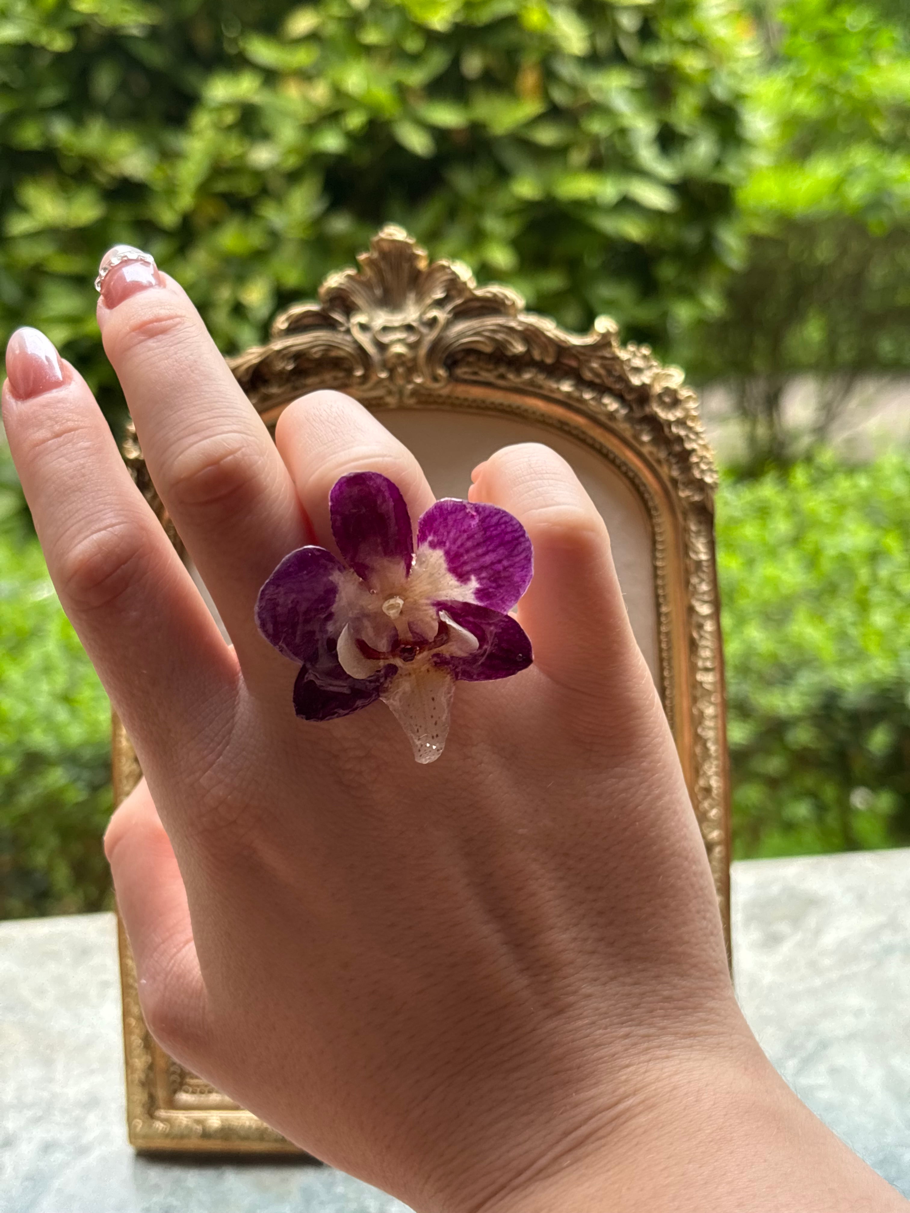 Anillo con Flor Real Orquídea Morada | JOYERÍA BOTÁNICA |