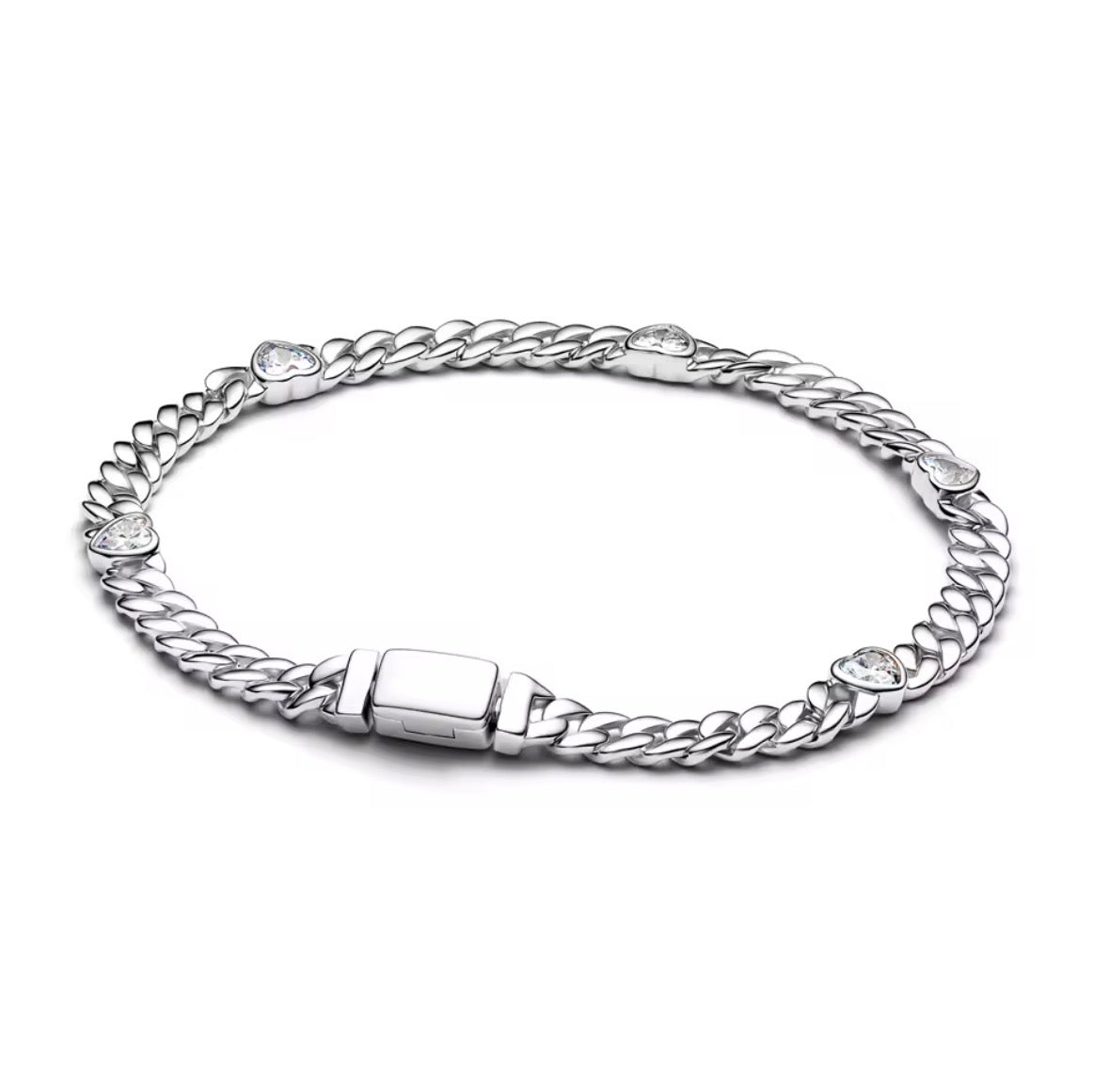 Pulsera Cadena Cubana Plateada con Corazones